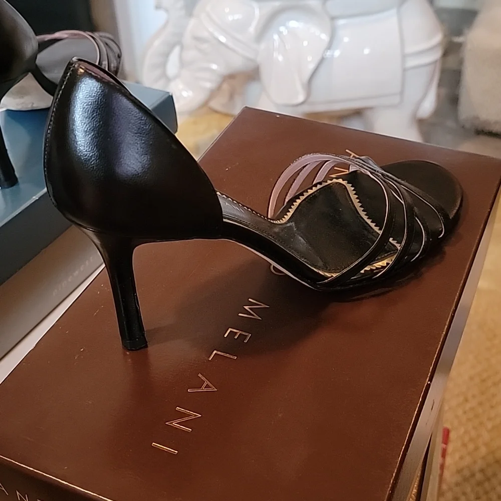 Antonio Melani Hallie Strappy Pumps in Black sz8 - Picture 5 of 8